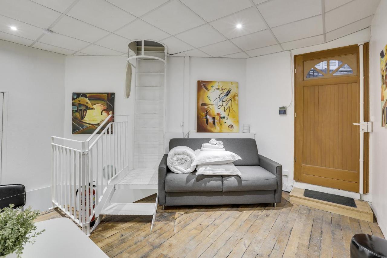 Triplex In Boulevard De Magenta By Guestready Paris Exterior photo