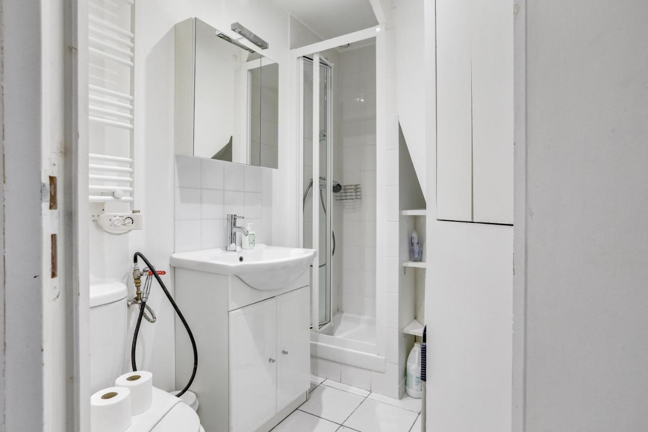 Triplex In Boulevard De Magenta By Guestready Paris Exterior photo