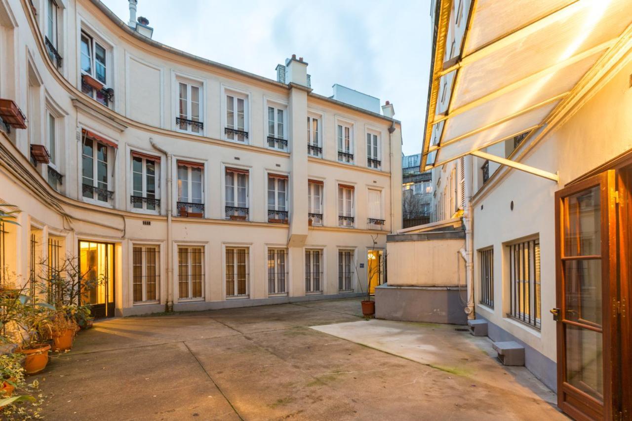 Triplex In Boulevard De Magenta By Guestready Paris Exterior photo